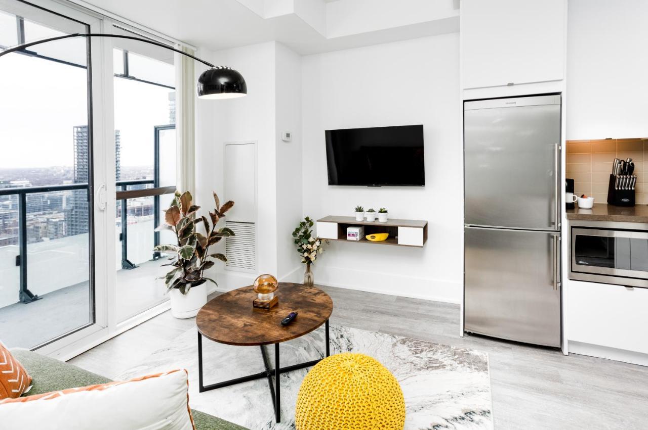 Stylish Suite At 300 Front Street W 토론토 외부 사진